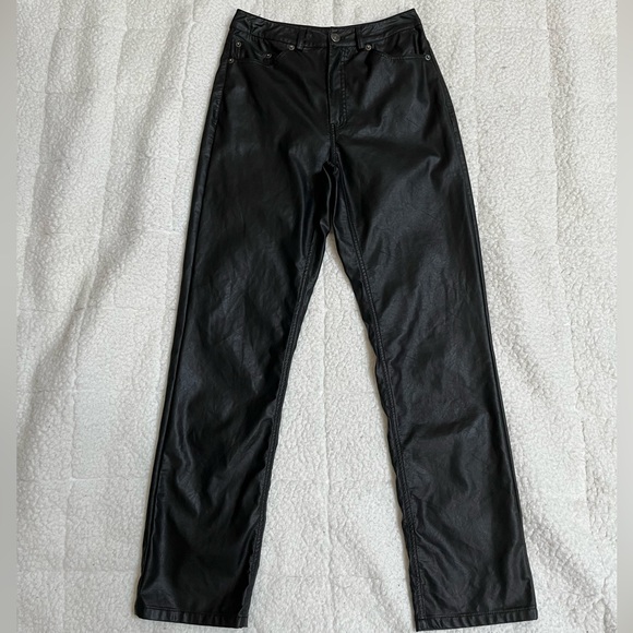 Vegan leather straight leg pants - Picture 3 of 11